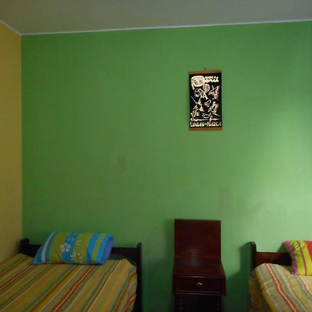 Hostal Geminis San Juan Bautista Kültér fotó