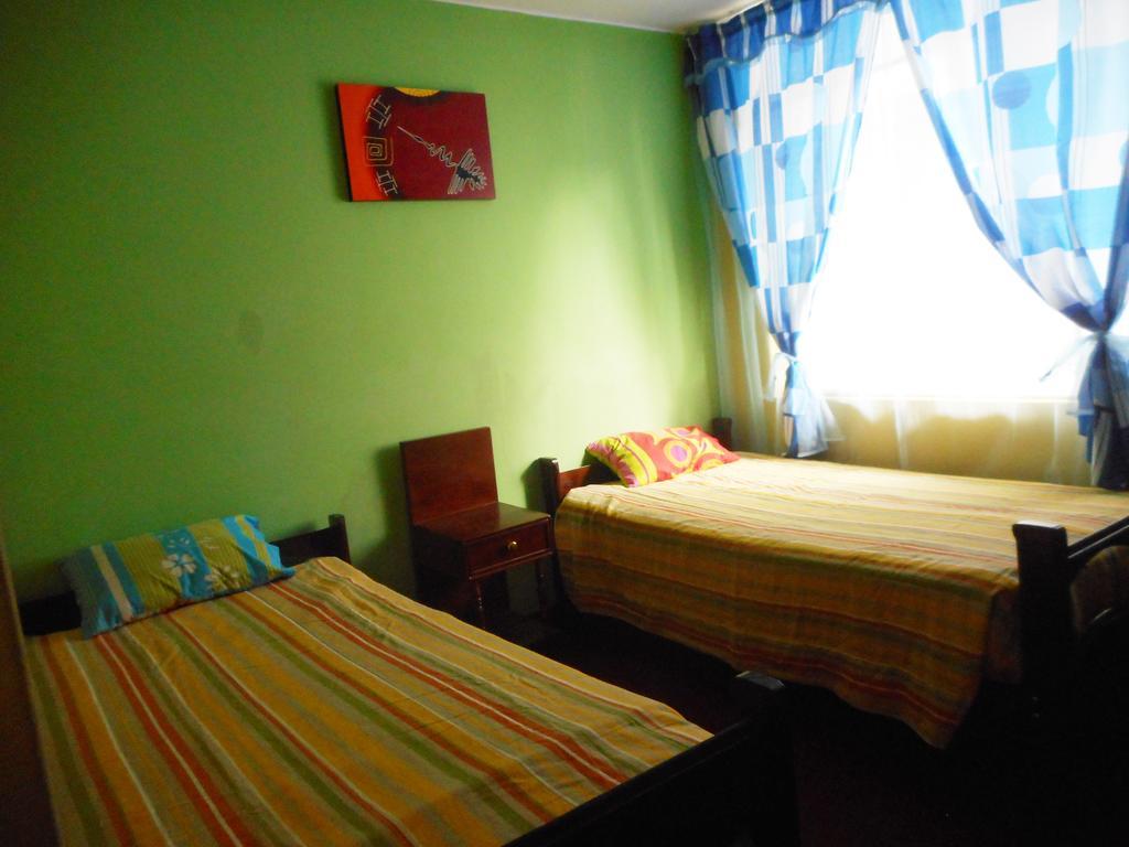 Hostal Geminis San Juan Bautista Kültér fotó