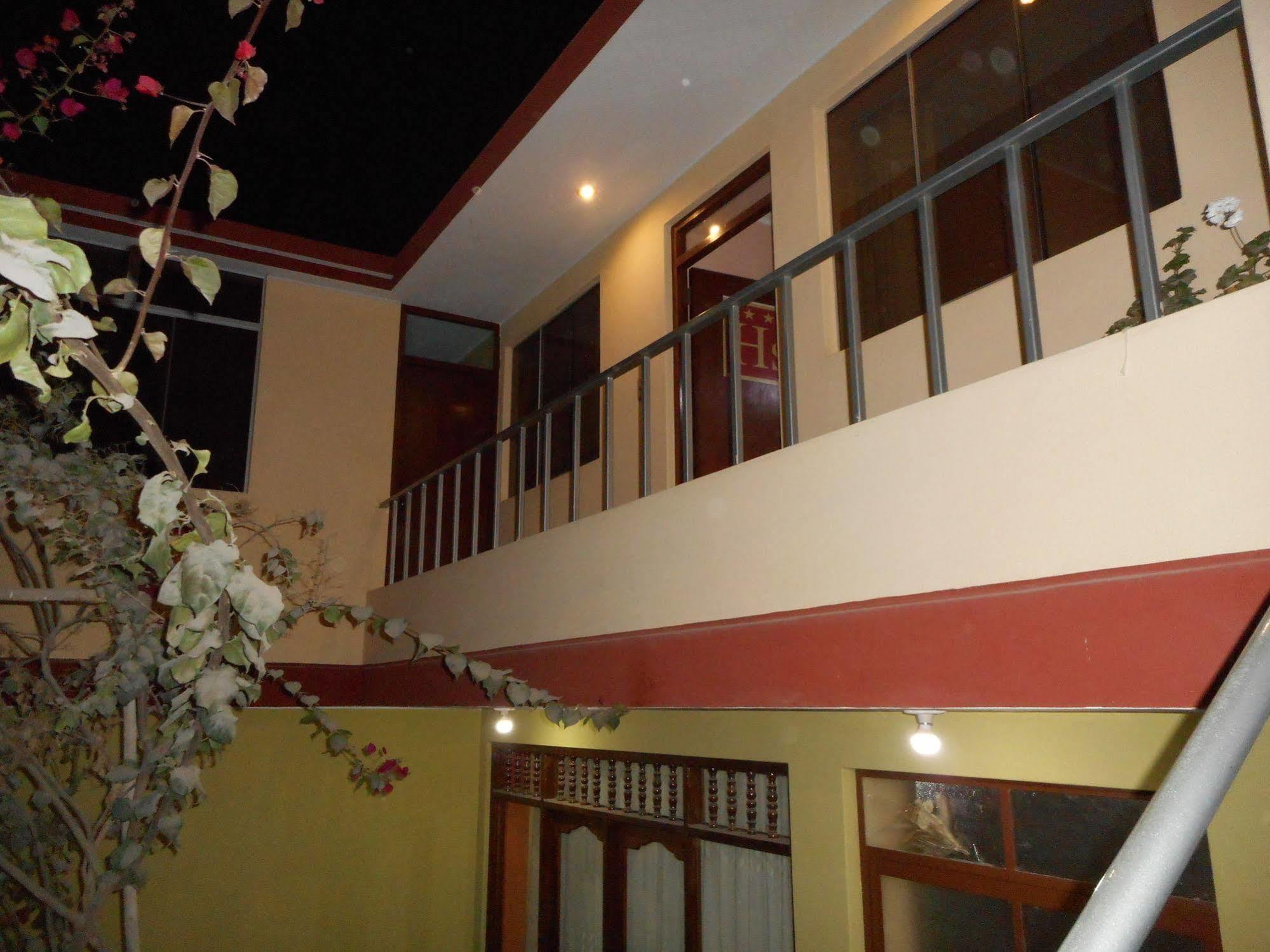 Hostal Geminis San Juan Bautista Kültér fotó