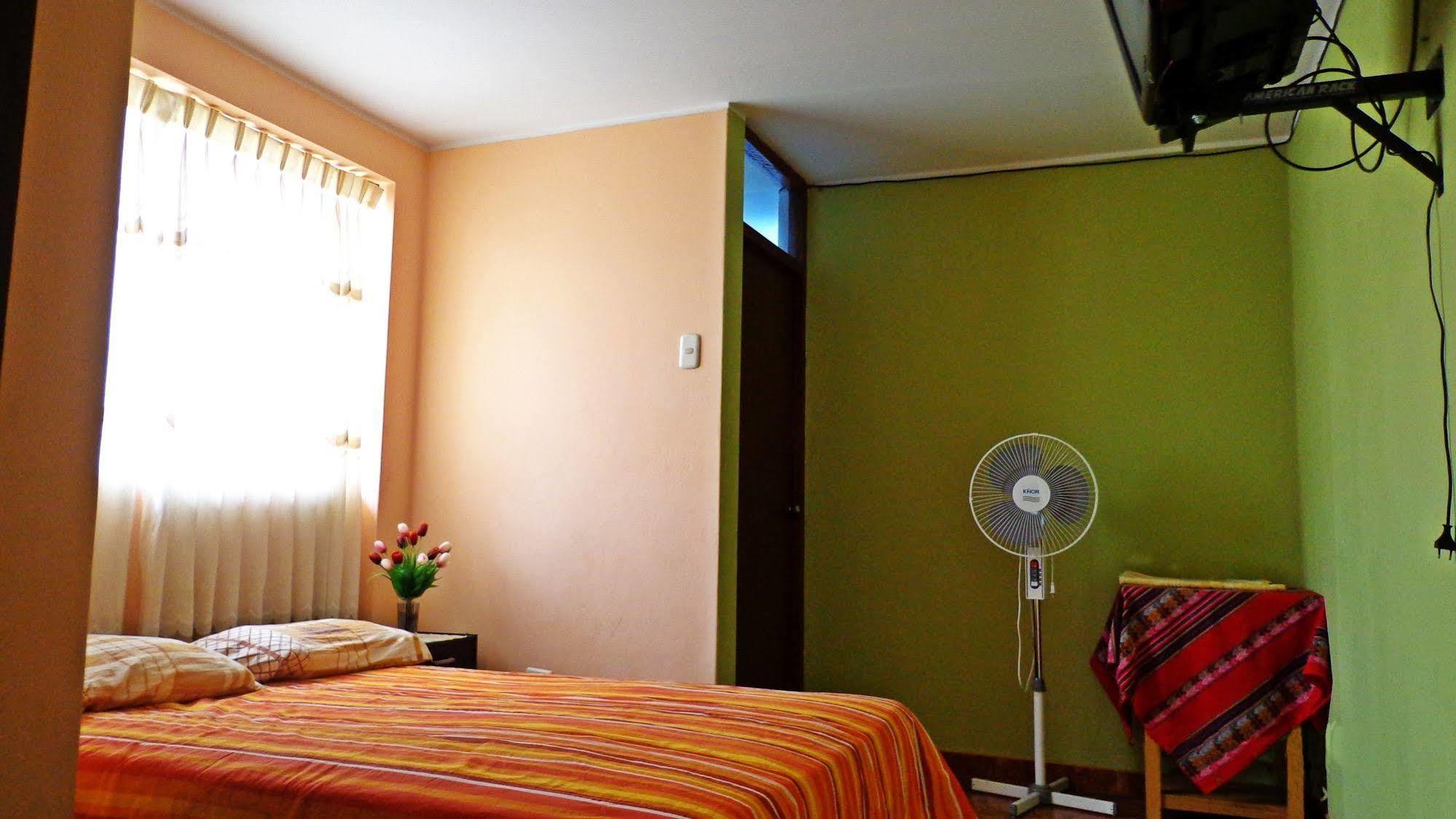 Hostal Geminis San Juan Bautista Kültér fotó